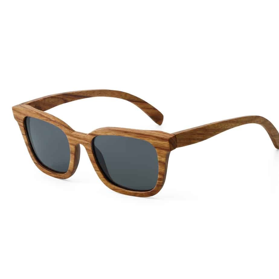 bamboo sunglasses manufacturer engraved in china.jpg