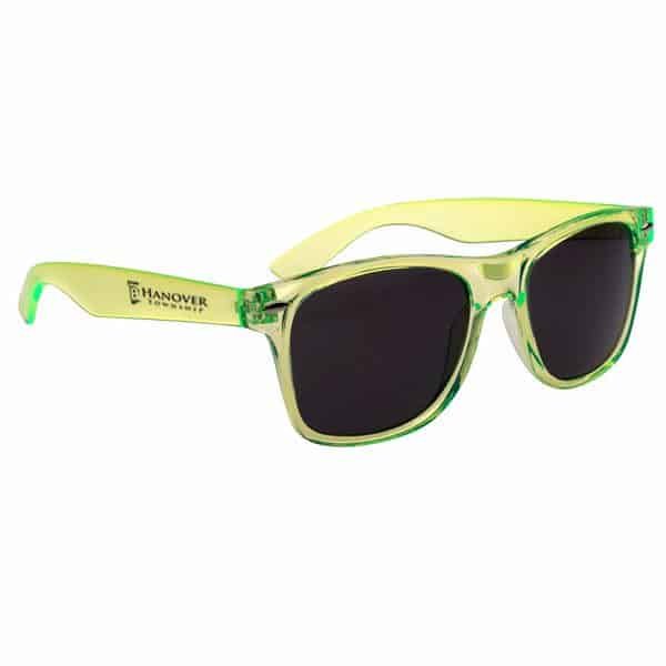 custom logo sunglasses in china.jpg