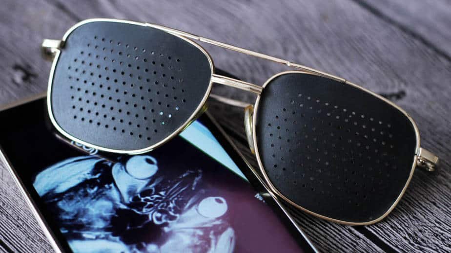 custom pinhole sunglasses manufacturer new style in zhejiang.jpg