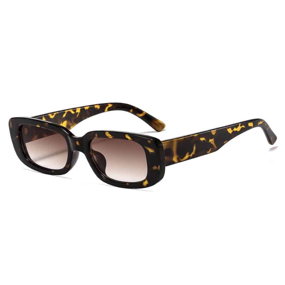 custom plastic sunglasses manufacturers pc.jpg