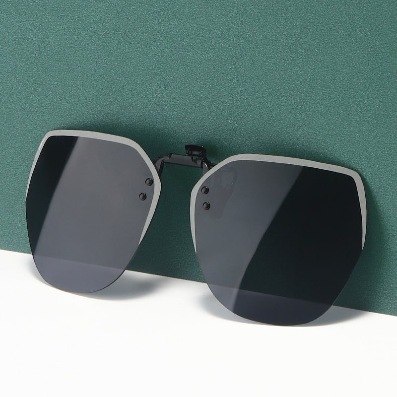 customized clip on sunglasses from china.jpg