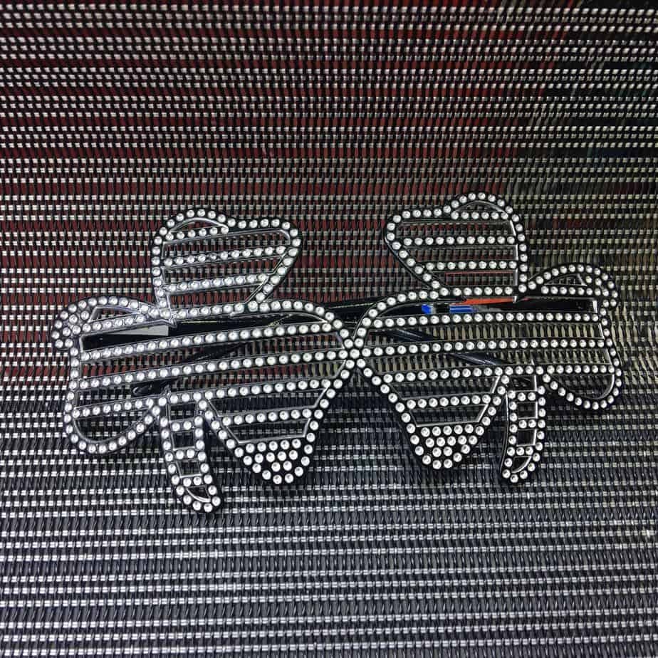 wholesale shutter sunglasses manufacturer in yiwu 1 1.jpg