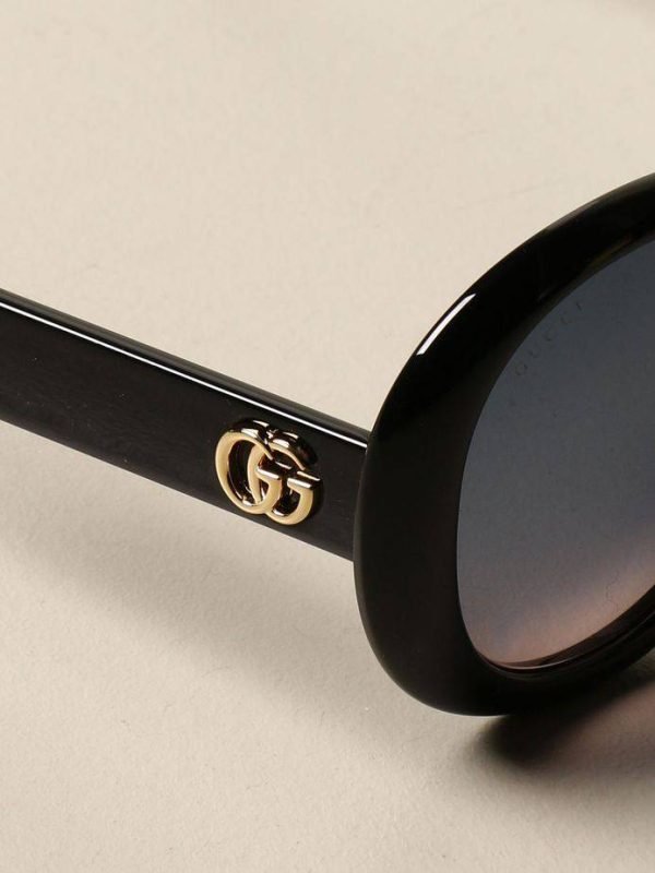 figure 2 sunglasses with logo.jpg figure 2 sunglasses with logo.jpg